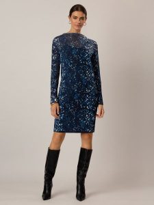 APART Sukienka w kolorze granatowym rozmiar: 44. Niebieskie sukienki Apart, bez wzorów, bez kołnierzyka, bez ramiączek, mini. Za 143,99 zł.