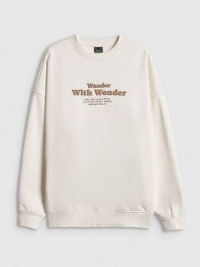 4F Bluza dresowa oversize bez kaptura damska - biała XS. Białe bluzy 4f, xs, bez wzorów, z dresówki, bez kaptura. Za 159,99 zł.