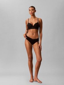 Calvin Klein Stringi Kobiety Sztuczne włókno czarny, L. Czarne stringi Calvin Klein, bez wzorów, z włókna. Za 119,95 zł.