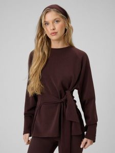 4F Bluza regular z wiązaniem i modalem damska - brązowa XL. Brązowe bluzy 4f, xl, bez wzorów, z dzianiny, bez kaptura. Za 189,99 zł.