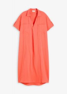 Sukienka kaftanowa z bawełnianego muślinu. Niebieskie sukienki bonprix, bez wzorów, z bawełny, bez kołnierzyka, bez ramiączek, oversize. Za 142,99 zł.