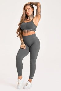 Legginsy fitness damskie Gym Glamour push up 2.0. Szare legginsy GYM GLAMOUR, bez wzorów, z materiału, z obniżonym stanem. Za 169,99 zł.