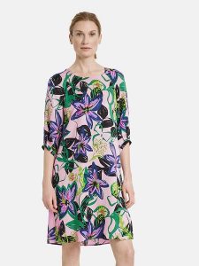 Gerry Weber Sukienka w kolorze fioletowo-jasnoróżowym rozmiar: 36. Różowe sukienki Gerry Weber, na co dzień, s, bez wzorów, z wiskozy, klasyczne, bez kołnierzyka, bez ramiączek, midi, proste. Za 153,71 zł.