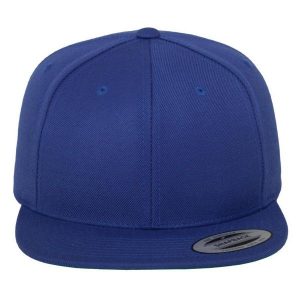 Klasyczna Czapka Z Daszkiem. Czarne czapki FLEXFIT, bez wzorów, z materiału, klasyczne. Za 71,99 zł.