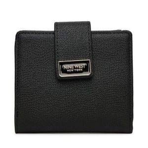 Portfel Nine West. Czarne portfele Nine West, bez wzorów. Za 69,99 zł.