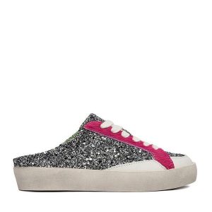 Klapki Eva Minge. Szare klapki Eva Minge, bez wzorów, bez obcasa. Za 379,99 zł.