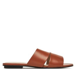 Klapki Calvin Klein. Brązowe klapki Calvin Klein, bez wzorów, bez obcasa. Za 309,99 zł.