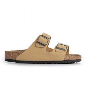 Klapki damskie Birkenstock Arizona. Żółte klapki Birkenstock, bez wzorów, z materiału, bez obcasa. Za 425,35 zł.