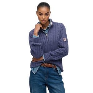 Damski pół-zamek sweter z warkoczowym splotem Superdry. Niebieskie swetry klasyczne Superdry, na zimę, ze splotem, bez kołnierzyka. Za 361,50 zł.