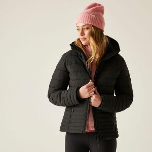 Kurtka damska zimowa ocieplana Kelane. Czarne kurtki Regatta, na zimę, bez wzorów, z puchu, bez kaptura. Za 399,99 zł.