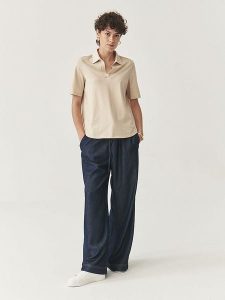 TATUUM Koszulka w kolorze beżowym rozmiar: XL. Brązowe bluzki Tatuum, xl, bez wzorów, z bawełny, bez kołnierzyka, bez ramiączek. Za 147,91 zł.