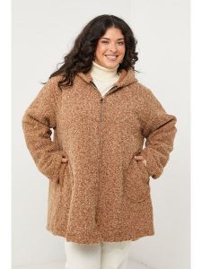 Curvy Lady Kurtka przejściowa w kolorze jasnobrązowym rozmiar: 40/42. Brązowe kurtki Curvy Lady, bez wzorów, bez kaptura. Za 167,45 zł.