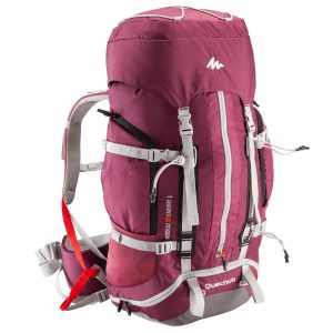 Plecak trekkingowy Easyfit 50 l damski. Fioletowe plecaki QUECHUA. Za 219,99 zł.