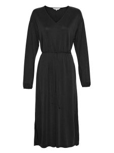 MOSS COPENHAGEN Sukienka "Joelina" w kolorze czarnym rozmiar: M/L. Czarne sukienki Moss Copenhagen, na co dzień, l, bez wzorów, z tkaniny, bez kołnierzyka, bez ramiączek, midi, proste. Za 123,25 zł.