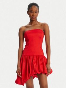 Bardot Sukienka koktajlowa Alyna Straples Mini 59981DB Czerwony Slim Fit. Czerwone kombinezony Bardot, bez wzorów, z syntetyku, wizytowe, bez kołnierzyka, bez ramiączek. Za 449,99 zł.