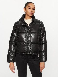 ONLY Kurtka zimowa 15292628 Czarny Regular Fit. Czarne kurtki ONLY, na zimę, xl, bez wzorów, z syntetyku, bez kaptura. Za 329,99 zł.