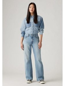 Levi's Dżinsy - Comfort fit - w kolorze błękitnym rozmiar: W25/L33. Niebieskie jeansy Levi's®, z aplikacjami, z podwyższonym stanem. Za 152,95 zł.