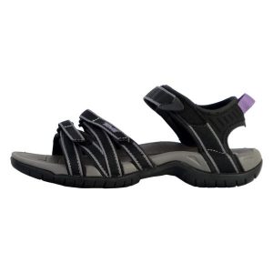 Buty do chodzenia damskie Teva Tirra. Czarne buty trekkingowe Teva, z materiału, bez zapięcia. Za 654,00 zł.