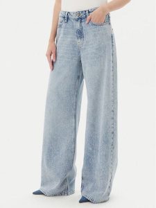 Guess Jeansy W5YA82 D5QKA Niebieski Wide Leg. Niebieskie jeansy Guess, z aplikacjami, z bawełny. Za 599,99 zł.