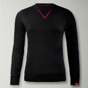 Bluza damska z bawełny NEBI czarna. Czarne bluzy LEGEA, bez wzorów, z bawełny, bez kaptura. Za 86,00 zł.