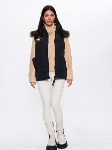 CANADA weather gear Kamizelka pikowana w kolorze czarnym rozmiar: XL. Czarne kamizelki CANADA weather gear, xl, bez wzorów, bez kołnierzyka, bez ramiączek, bez kaptura. Za 173,99 zł.