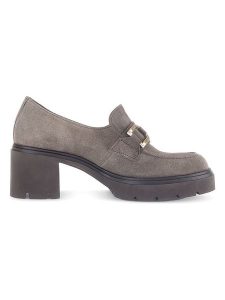 Gabor Skórzane czółenka w kolorze szarym rozmiar: 40,5. Szare czółenka Gabor, bez wzorów, ze skóry, bez obcasa, bez zapięcia. Za 301,95 zł.