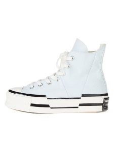 Converse Sneakersy "Converse Chuck Taylor 1970s" w kolorze błękitnym rozmiar: 39. Niebieskie trampki Converse, bez wzorów, za kostkę, bez zapięcia. Za 219,60 zł.