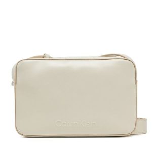 Torebka Calvin Klein. Brązowe listonoszki Calvin Klein, bez wzorów, bez dodatków. Za 249,99 zł.