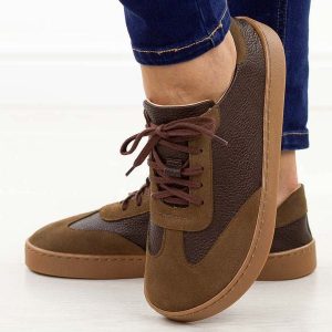 Brązowe skórzane Polskie półbuty damskie barefoot Deoni Bf01. Brązowe półbuty Deoni, na wiosnę, bez wzorów, z jeansu, bez obcasa, bez zapięcia. W wyprzedaży za 377,10 zł.