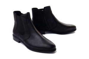 RIEKER 71670-00 black, botki damskie. Czarne botki Rieker, na zimę, bez wzorów, z gumy, bez obcasa, na obcasie, bez zapięcia. Za 339,90 zł.