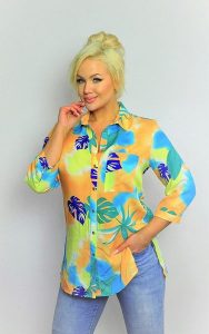 Elegancka koszula w letnie wzory z rękawem 3/4 PLUS SIZE XXL. Koszule Nasi partnerzy, plus size, bez wzorów, z bawełny, bez kołnierzyka, plus size, bez ramiączek. Za 199,90 zł.