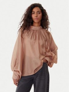 ViCOLO Bluzka TF0314 Brązowy Regular Fit. Brązowe bluzki ViCOLO, m, bez wzorów, z syntetyku, bez kołnierzyka, bez ramiączek. Za 359,99 zł.