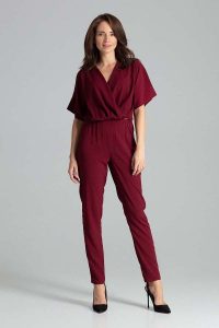 Bordowy Koperowy Kombinezon z Krótkim Kimonowym Rękawem. Czerwone kombinezony Katrus, l, bez wzorów, z elastanu, eleganckie, bez kołnierzyka, bez ramiączek, krótkie. Za 299,00 zł.