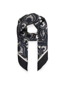 Weekend Max Mara Chusta Onesto 2615541144 Granatowy. Niebieskie apaszki i chusty Weekend Max Mara, bez wzorów, z jedwabiu. Za 489,99 zł.