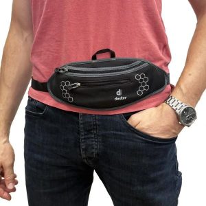Nerka saszetka na dokumenty pieniądze Deuter Neo Belt. Czarne nerki i saszetki Deuter, bez wzorów, z neoprenu. Za 109,73 zł.