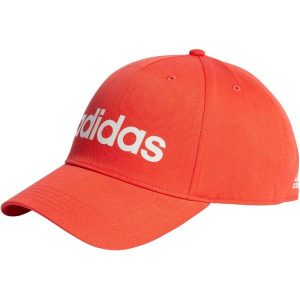 Czapka z daszkiem adidas Daily Cap. Białe czapki ADIDAS, bez wzorów, sportowe. Za 59,00 zł.
