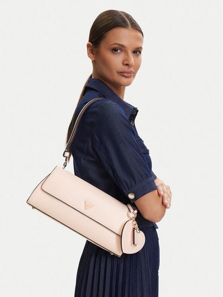 Guess Torebka Isobel HWBG99 32210 Różowy. Czerwone torebki klasyczne Guess, z aplikacjami, ze skóry, bez dodatków. Za 347,99 zł.