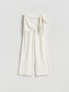 Spodnie z chustą - kremowy. Białe apaszki i chusty Reserved, bez wzorów, z dzianiny. Za 159,99 zł.