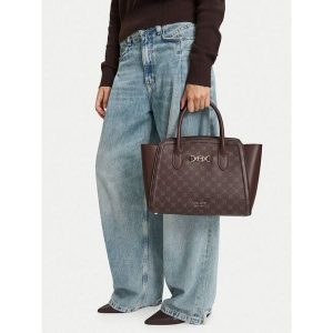 Torebka Nine West. Czerwone kuferki Nine West, bez wzorów, bez dodatków. Za 259,99 zł.