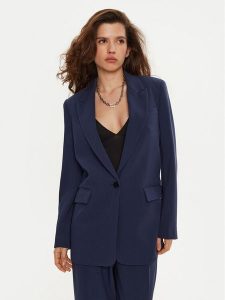 Bruuns Bazaar Marynarka Cindy BBW2548 Granatowy Loose Fit. Niebieskie marynarki i żakiety Bruuns Bazaar, bez wzorów, z syntetyku. Za 499,99 zł.