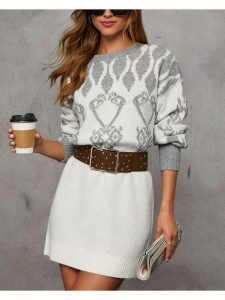 Milan Kiss Sweter w kolorze białym rozmiar: L. Białe sukienki Milan Kiss, na co dzień, l, bez wzorów, z tkaniny, bez kołnierzyka, bez ramiączek, mini, proste. Za 165,99 zł.