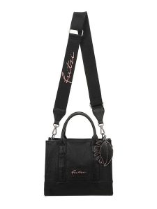 Fritzi aus Preußen Torebka w kolorze czarnym - 26 x 21 x 9 cm rozmiar: onesize. Czarne torebki klasyczne Fritzi aus Preußen, bez wzorów, z materiału, przez ramię, bez dodatków. Za 135,17 zł.