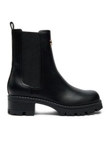 Guess Botki Rinna FLTRNN FAL10 Czarny. Czarne botki Guess, z aplikacjami, ze skóry, bez obcasa, na płaskiej podeszwie, bez zapięcia. Za 509,99 zł.