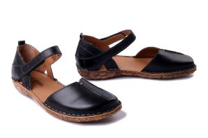 JOSEF SEIBEL Rosalie 42 79542 727 100 schwarz, sandały damskie. Czarne sandały Josef Seibel, bez wzorów, ze skóry, bez obcasa, bez zapięcia. Za 299,90 zł.