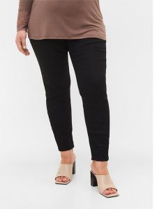 Zizzi Jegginsy J20200F Czarny Slim Fit. Czarne jeansy Zizzi, bez wzorów, z bawełny. Za 159,99 zł.