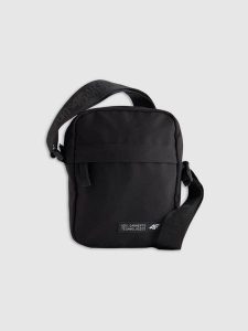 4F Saszetka - czarna Uniwersalny. Czarne nerki i saszetki 4f, bez wzorów. Za 79,99 zł.