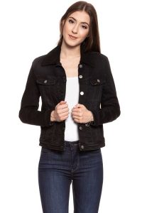 DAMSKA KURTKA JEANSOWA LEE SHERPA RIDER JACKET BLACK TYRO L54VCPJW 112112963. Czarne kurtki Lee, na zimę, l, bez wzorów, z jeansu, bez kaptura. W wyprzedaży za 129,99 zł.