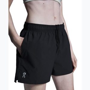 Spodenki do biegania damskie On 3" Core. Czarne szorty On, bez wzorów. Za 229,99 zł.