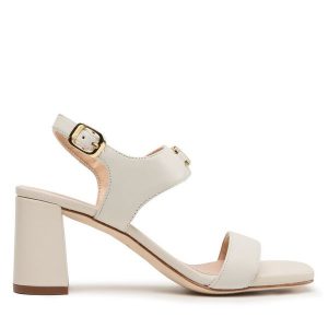 Sandały Unisa. Sandały Unisa, bez wzorów, bez obcasa, na słupku, bez zapięcia. Za 399,99 zł.