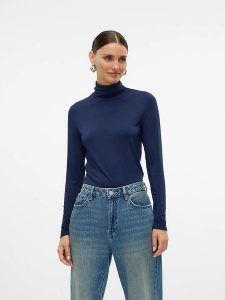 Vero Moda Koszulka w kolorze niebieskim rozmiar: XXL. Niebieskie bluzki Vero Moda, xxl, bez wzorów, bez kołnierzyka, bez ramiączek. Za 39,49 zł.